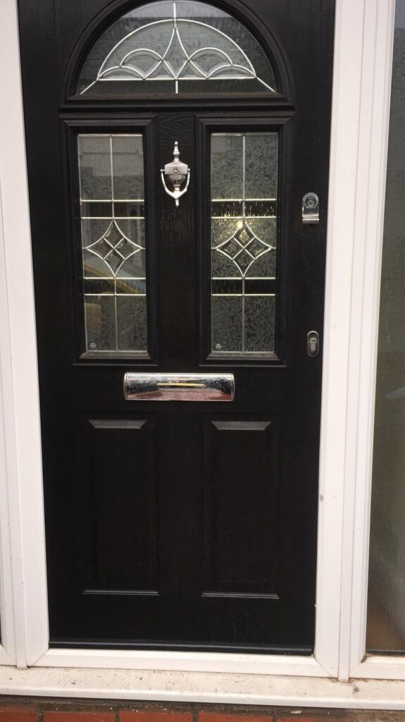 Professional local locksmith from Lock&Go conducting a residential lockout in Nuneaton.